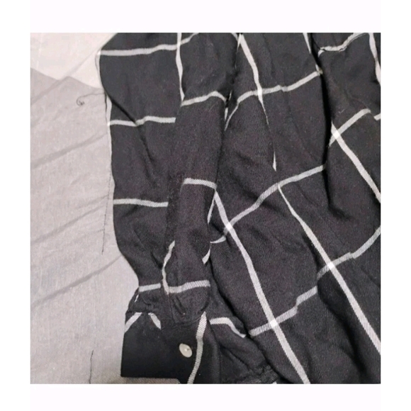J-Jill Long Sleeve Black and White Checkered Layering Blouse Size XS - Picture 5 of 13